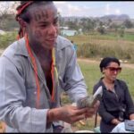 Tekashi69 regala miles de dolares